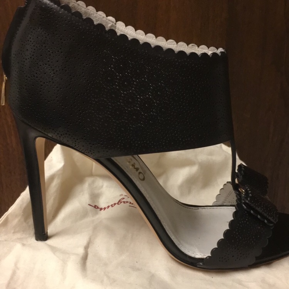 Ferragamo Pumps